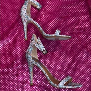 Dolce Vita Aztec print heels